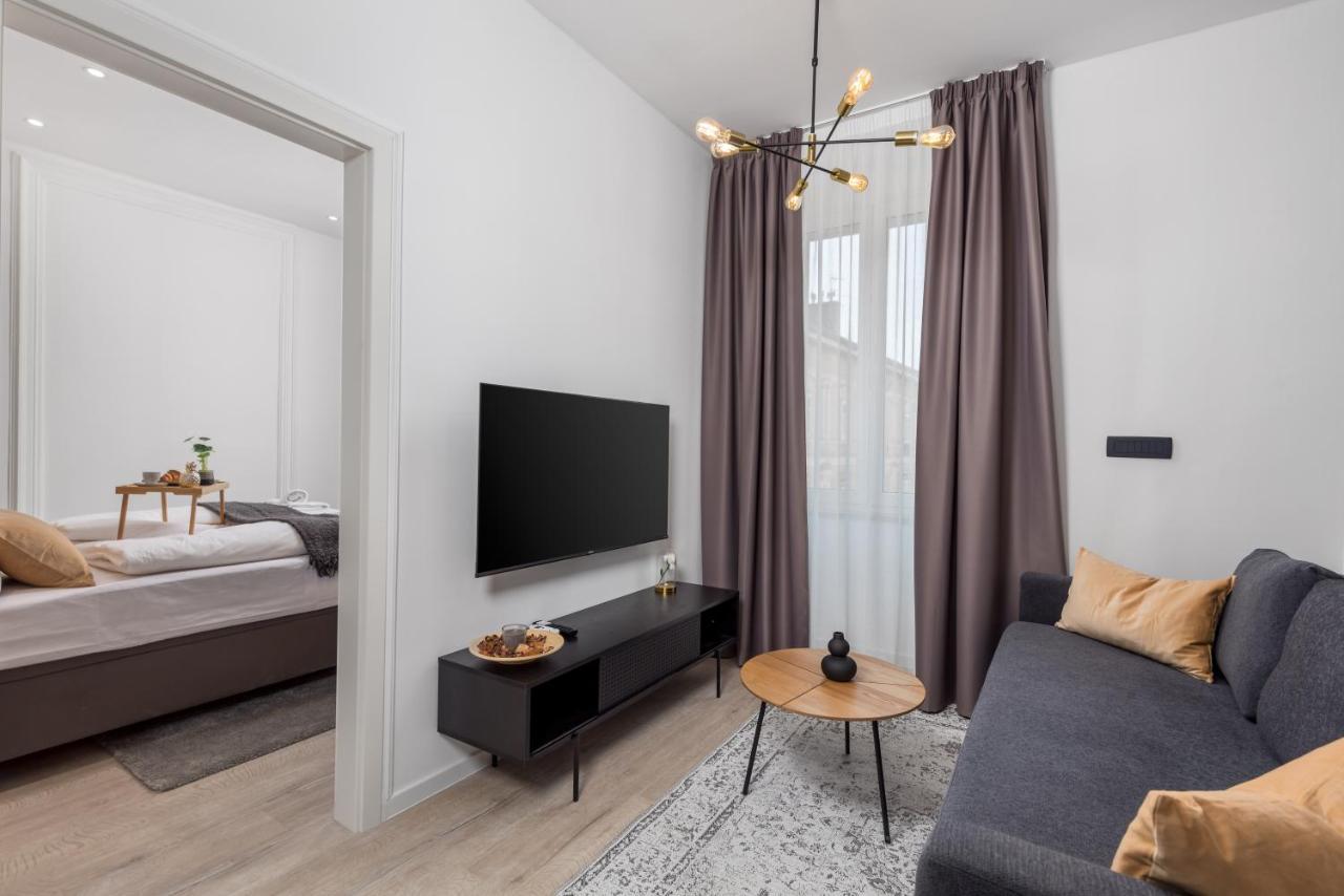 Apartments Diego Рийека Екстериор снимка