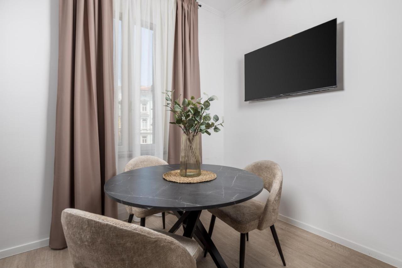 Apartments Diego Рийека Екстериор снимка