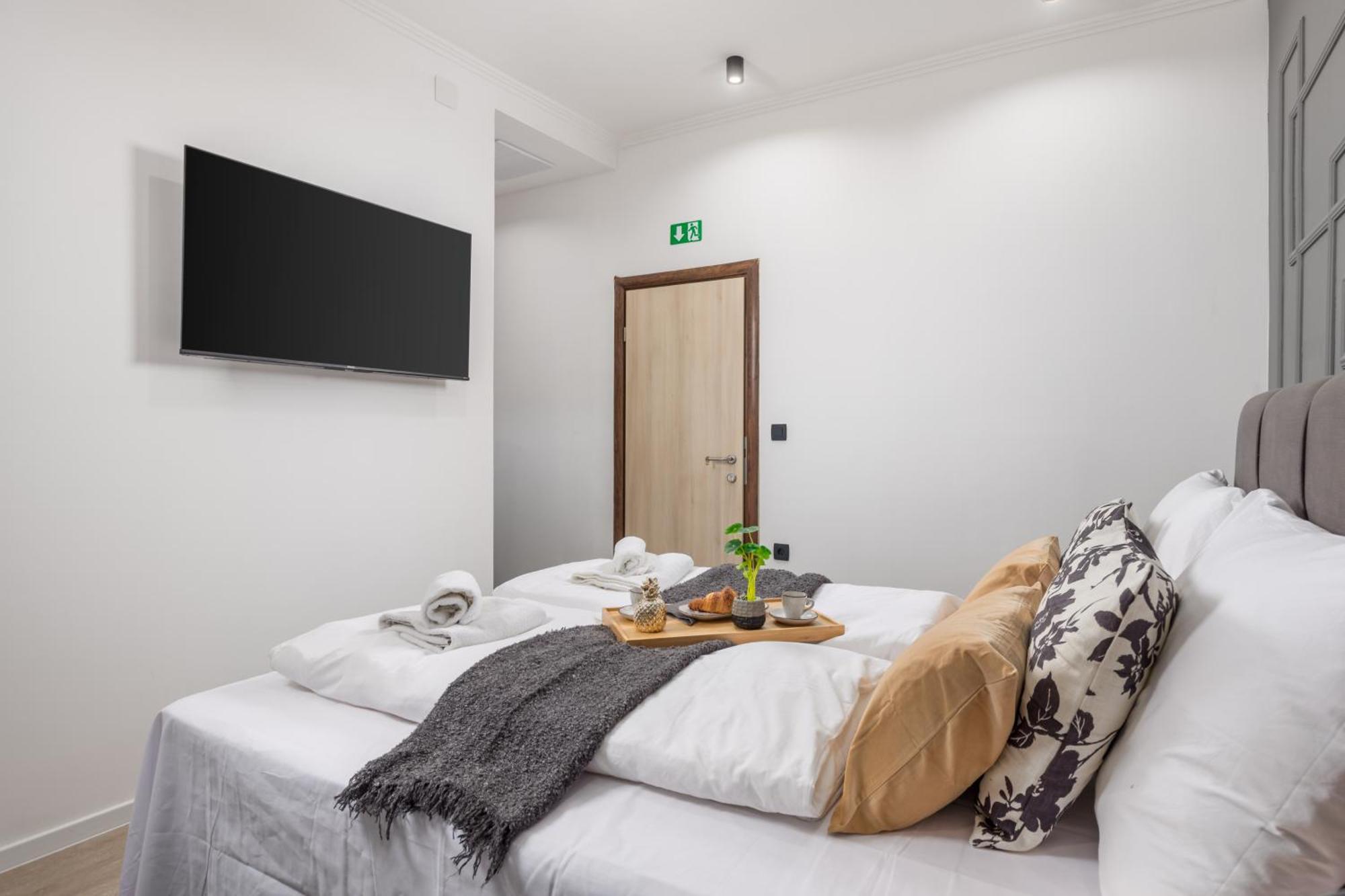 Apartments Diego Рийека Екстериор снимка